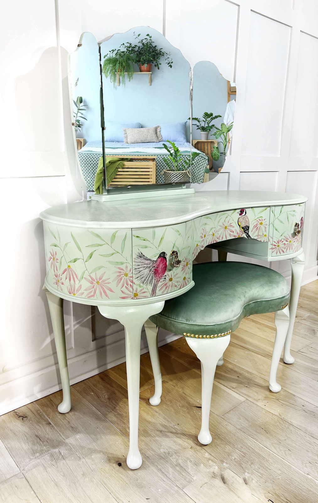 Vintage Dressing Table 1950’s, 1950s photo furniture