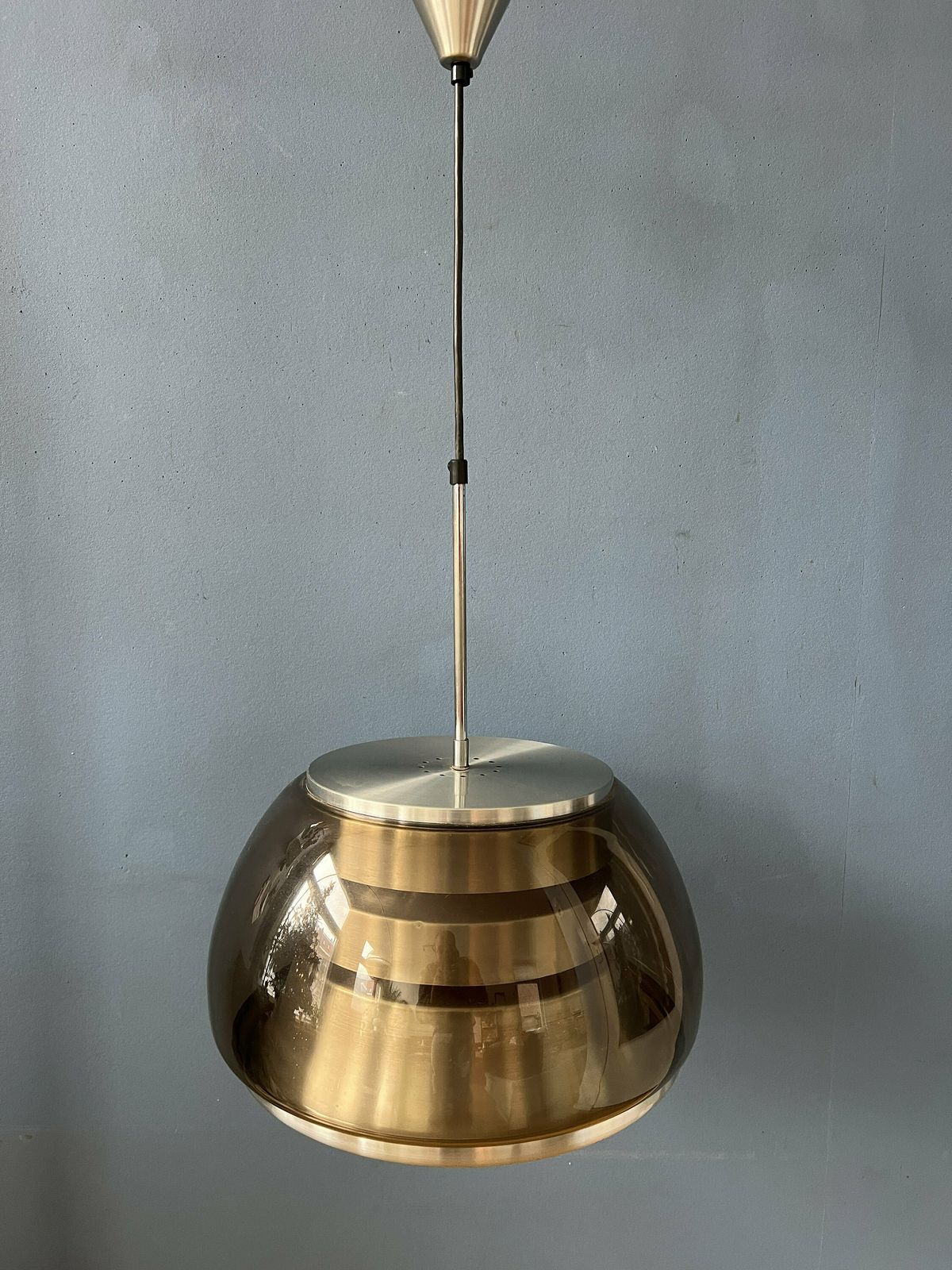 Mid Century Space Age Hanglamp Met Rookglas Kap photo vinterior