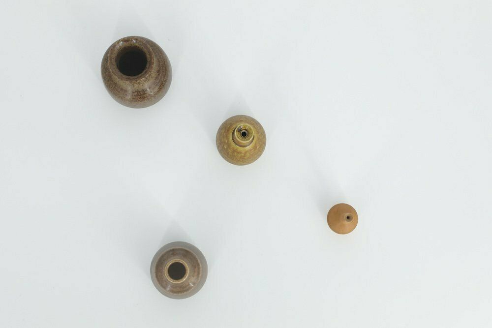 Kleine Mid Century Scandinavisch Moderne Bruine Stoneware Vaasjes Van Gunnar Borg Voor Gunnars Keramik Höganäs, Jaren 1960, Set Van 4 photo vintage