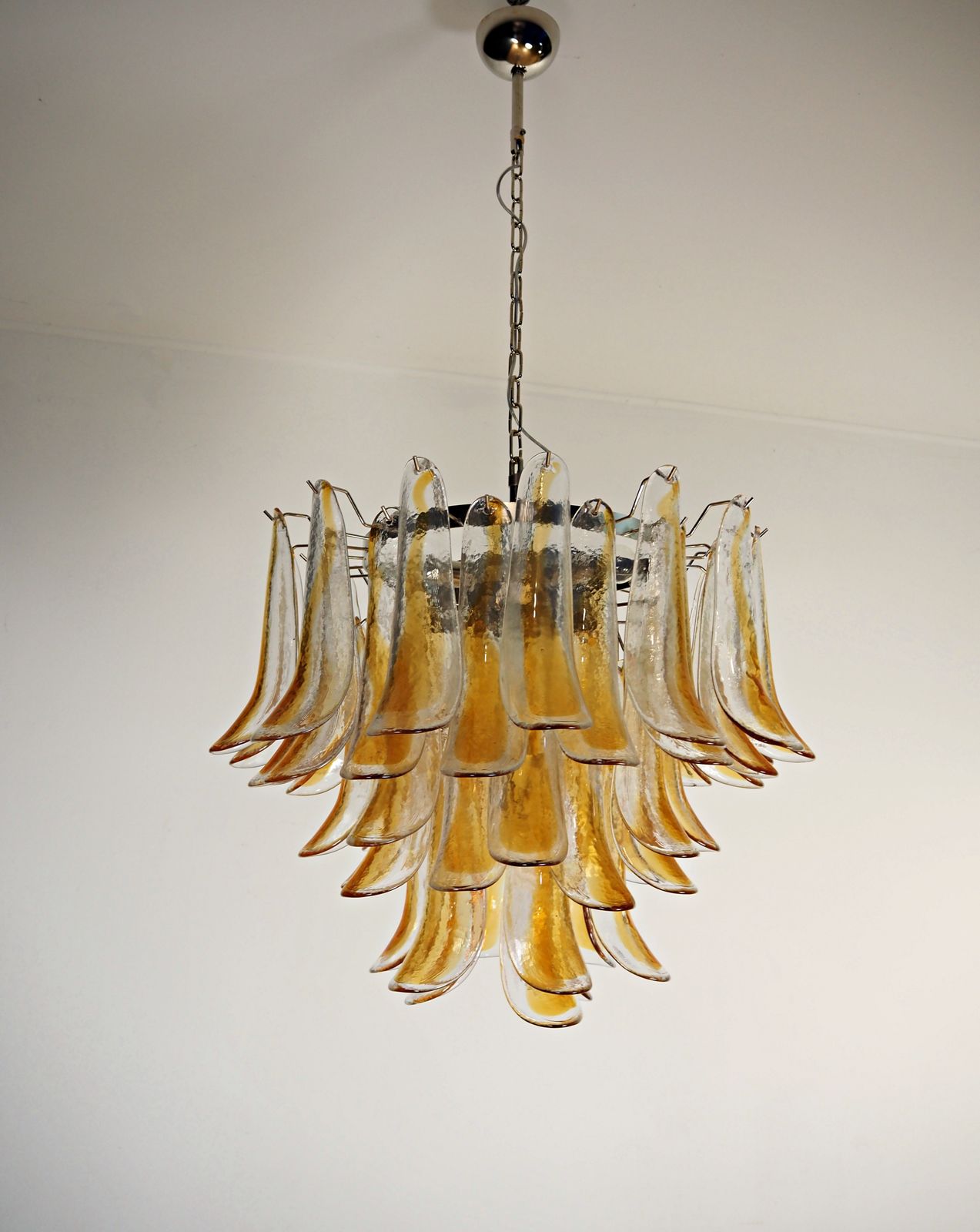 Italian Vintage Murano Chandelier   Mazzega   53 Amber Glass Petals photo Lighting