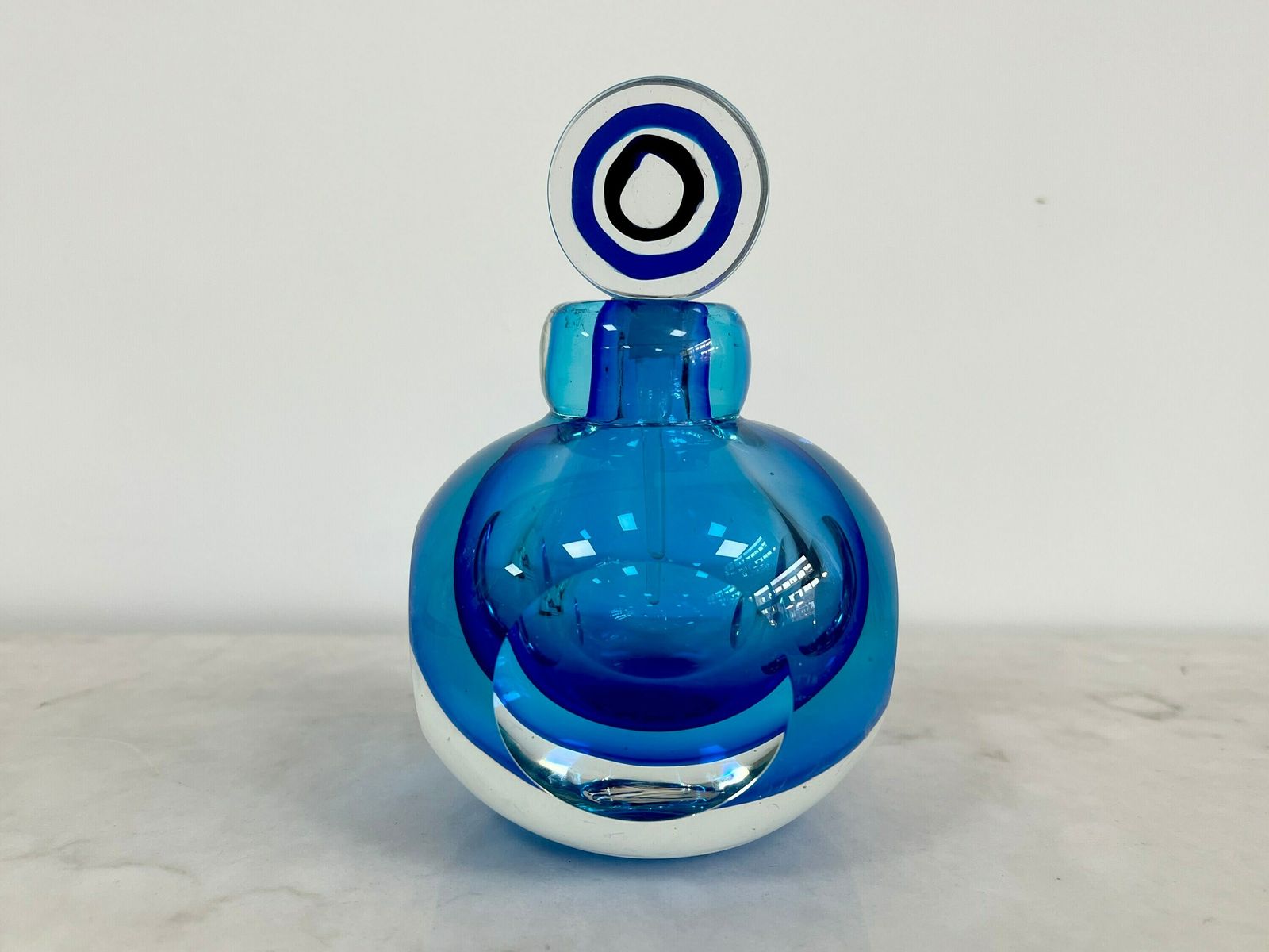Vintage Murano Art Glass Perfume Bottle, Jewel Blue Tones Sammerso Style Glass, Blue Bull’s Eye Glass photo 165.0