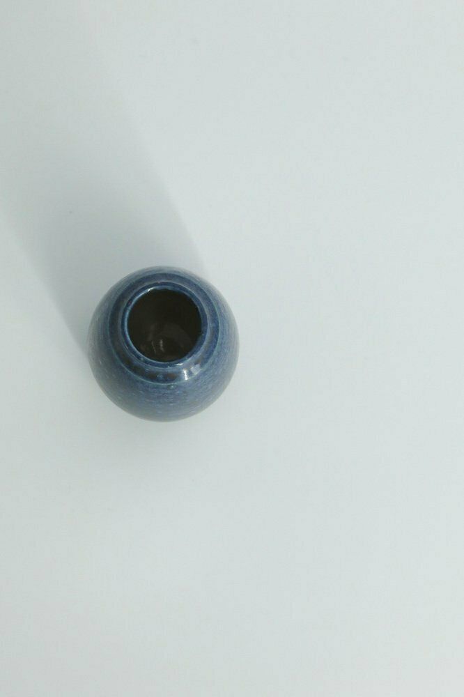 Klein Mid Century Scandinavisch Modern Verzamelbaar Steengoed Vaasje Nr. 108 Van Gunnar Borg Voor Höganäs Ceramics, Jaren 1960 photo Woonaccessoires