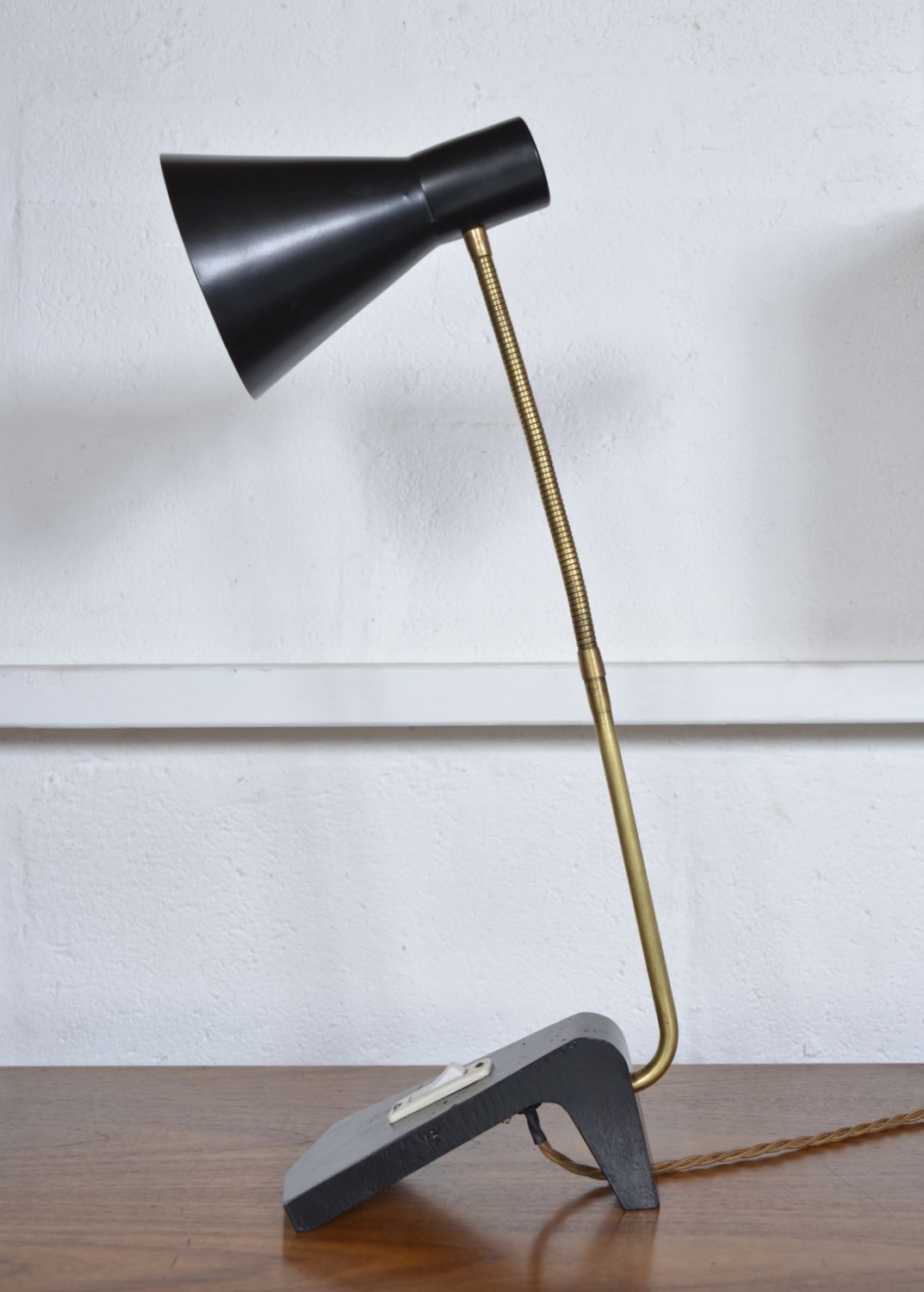 1950s Scandinavian Swan Neck Gooseneck Task Desk Lamp Black & Brass Midcentury Swedish Ewa Style photo vinterior