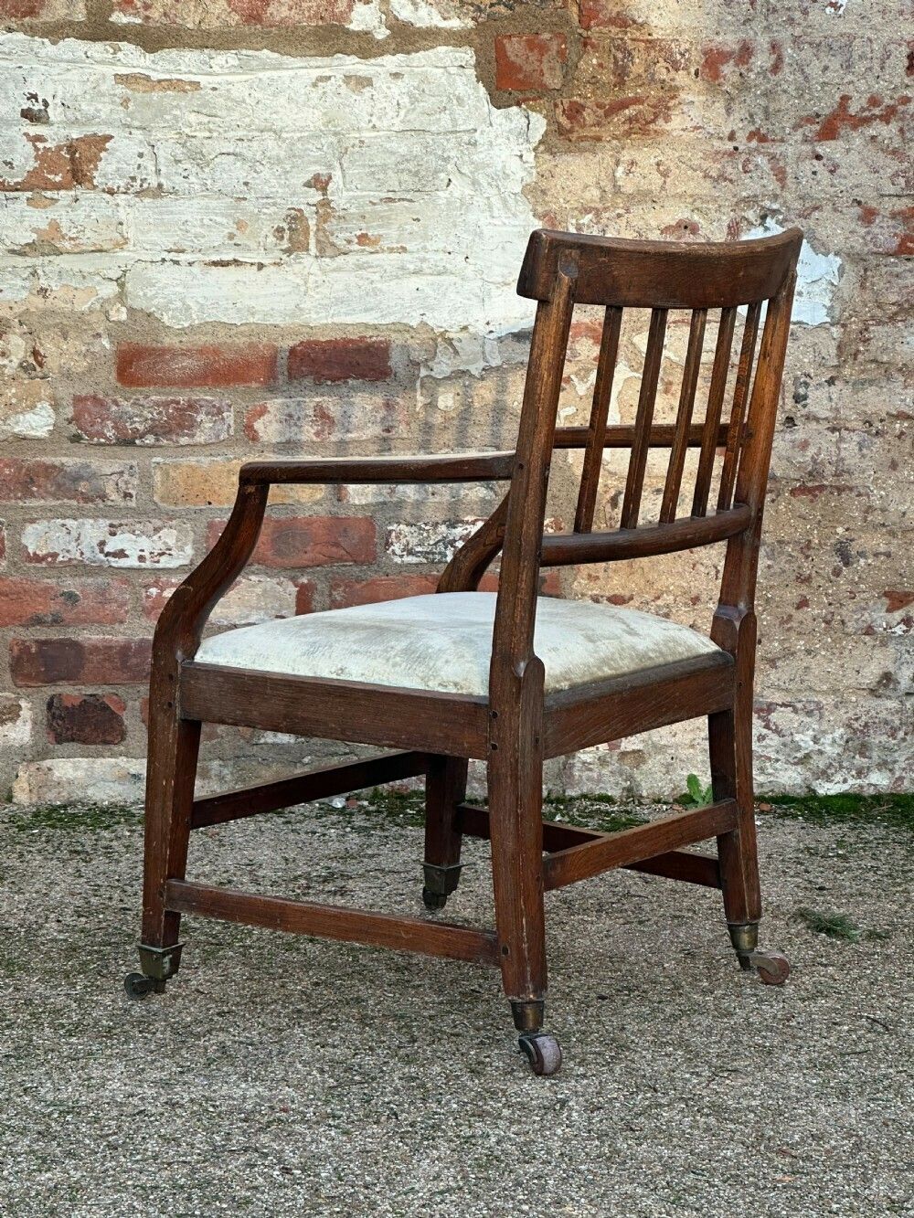 A Scottish George III Wych Elm Armchair, Probably Perthshire C.1800 photo vinterior