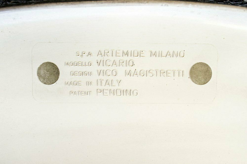 Vicar Armchairs By Vico Magistretti For Artemide, 1970s, Set Of 2