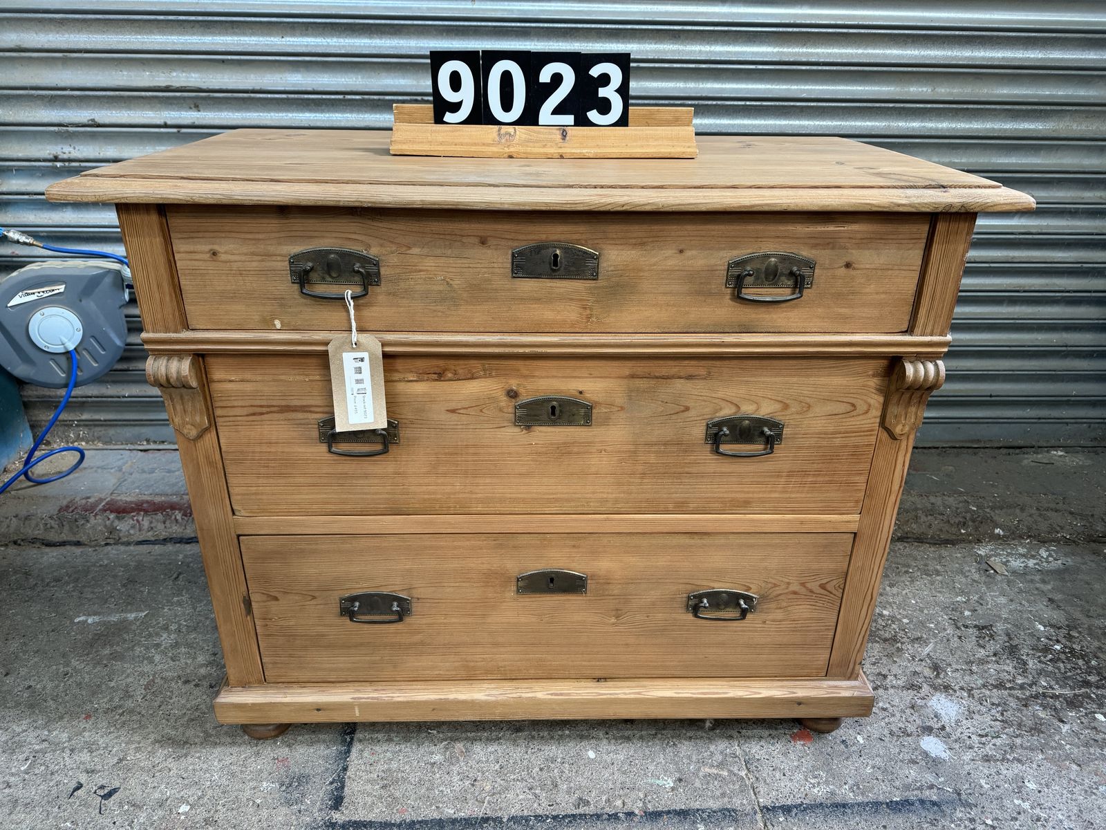 Waxed Continental Chest Of Drawers Ref 9023