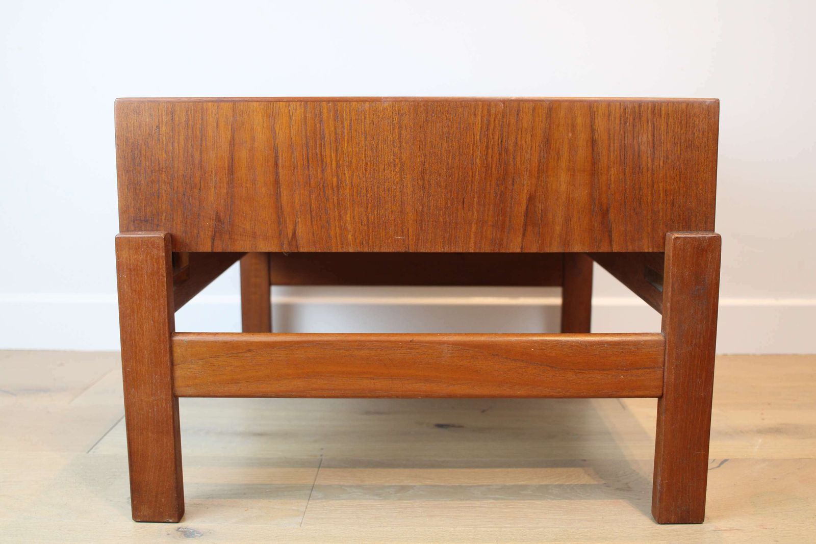 750.0 A Mid Century Danish Side Table By Illum Wikkelsø For Hjørring Møbel In Teak photo