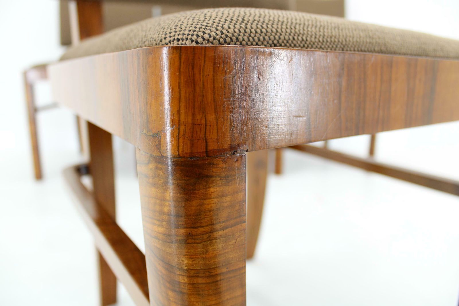 photo vintage 1930s Set Of Four Restored Art Deco Dininng Chairs Czechoslovakia