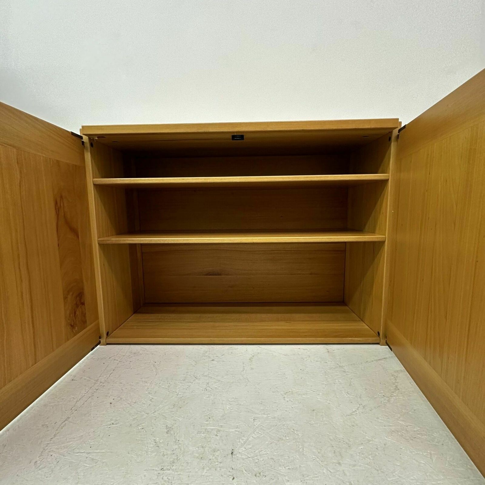 photo furniture Mid Century Design Ibisco Cabinet , 1970’s Italy