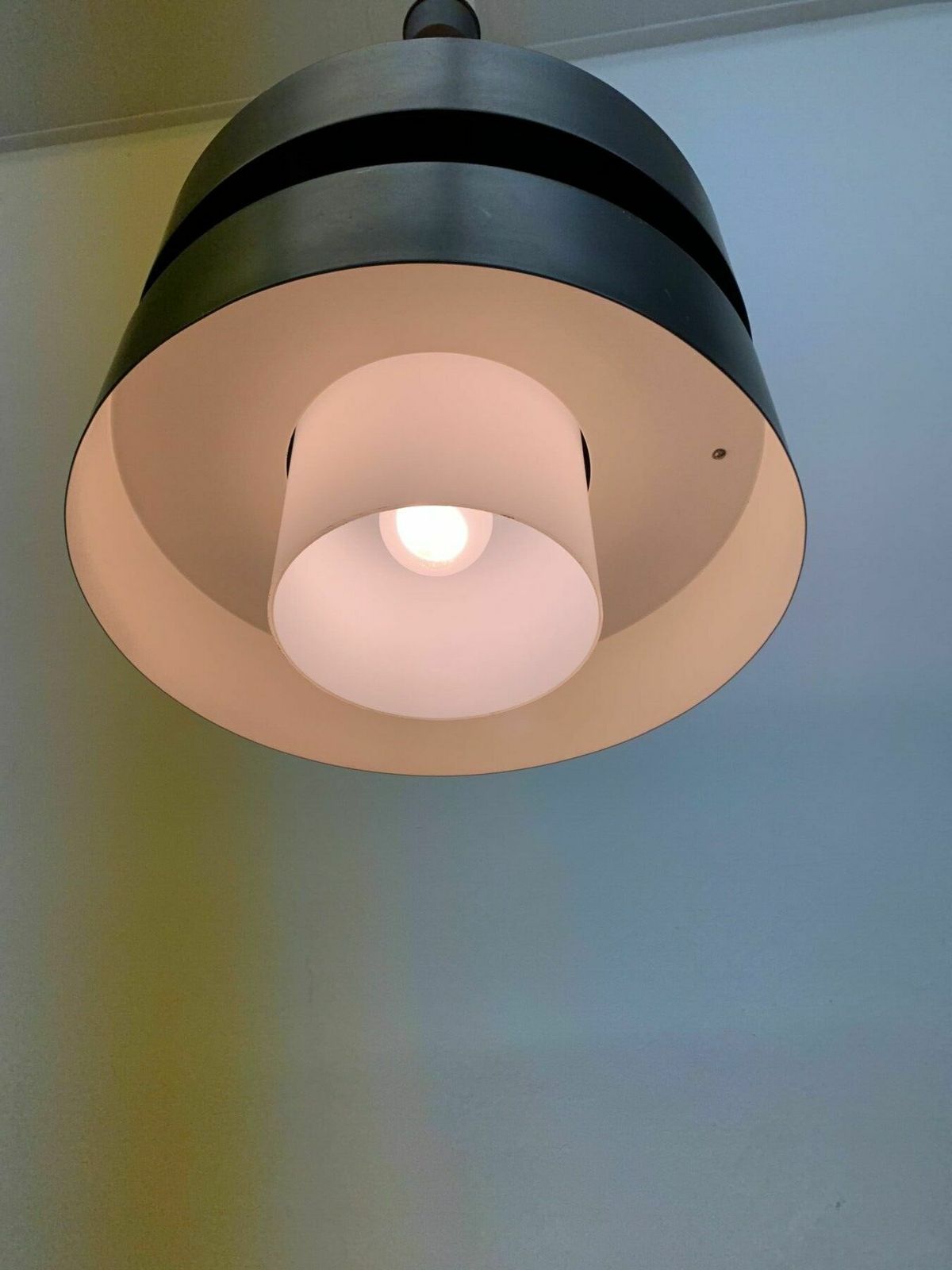 photo vinterior Zeldzame Hagoort 259 Minimalistische Design Hanglamp, Ca. Jaren 1960