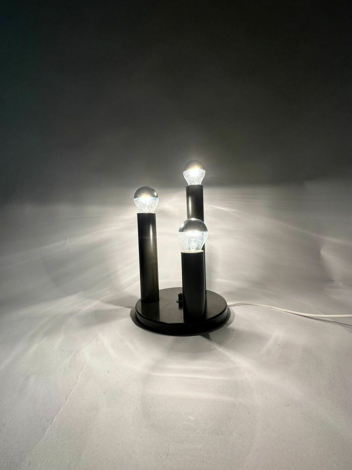 Mid Century Design Plafondlamp, Jaren 1970 photo furniture