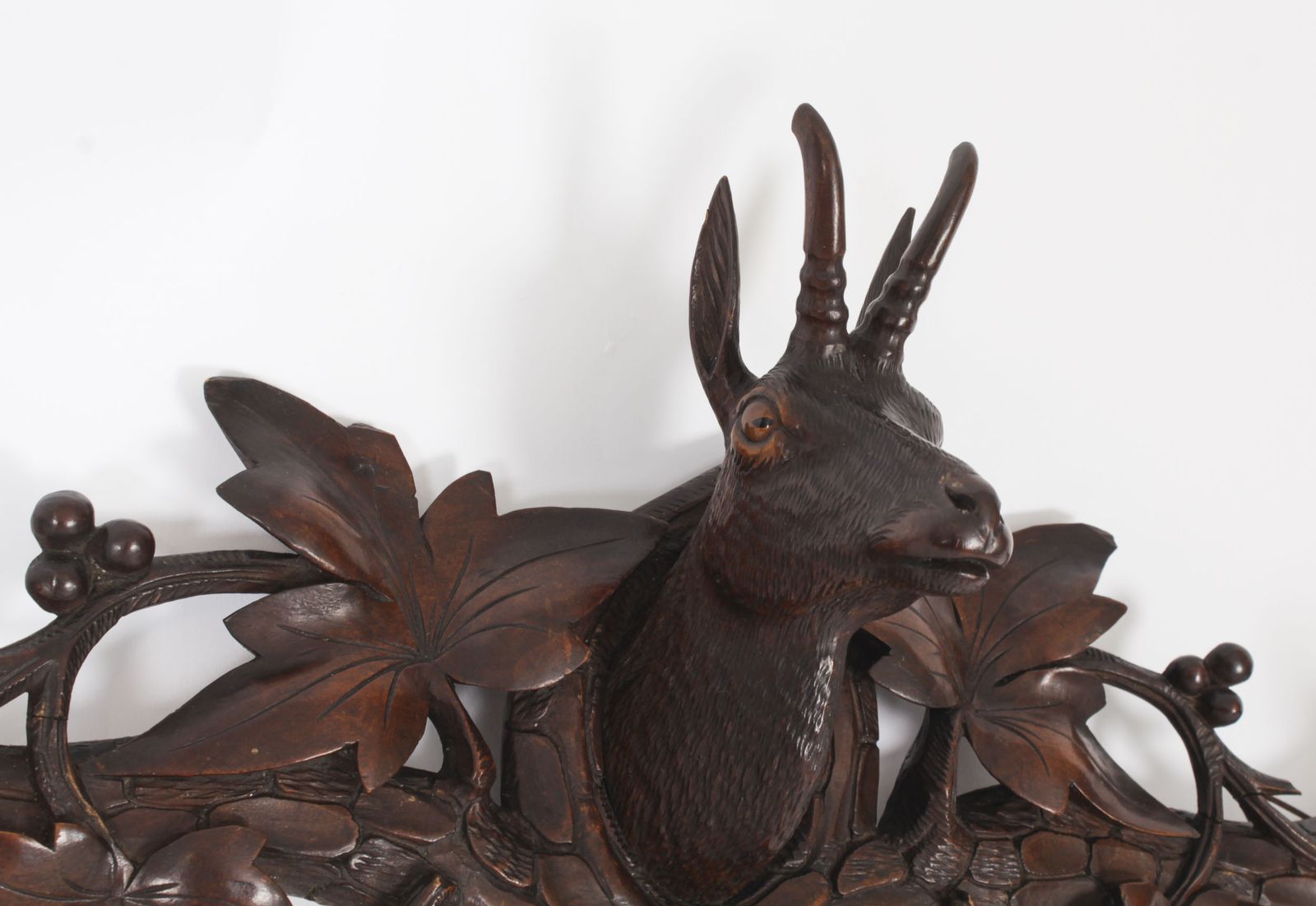 Antique Hand Carved Black Forest Chamois Goat's Head Hat & Coat Rack 19th C photo 1150.0