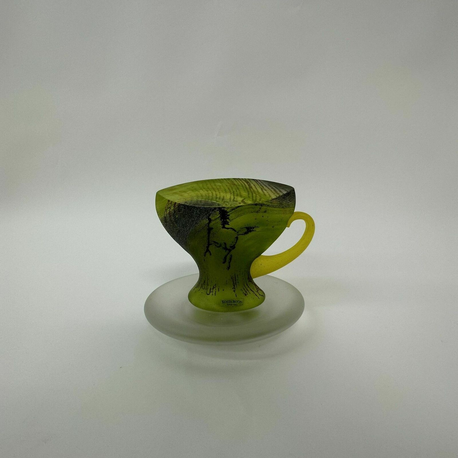 Rare Kjell Engman For Kosta Boda Sweden Green Glass Teacup , 1980’s photo vinterior