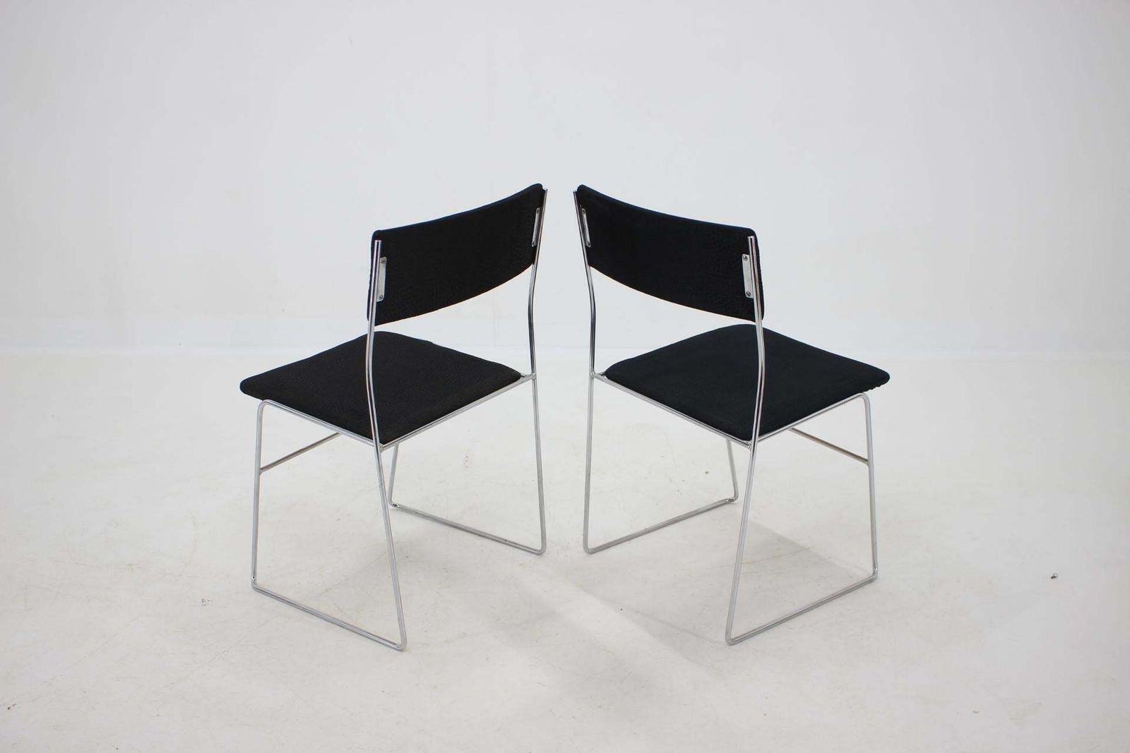 1970s Set Of Four Minimalist Chrome Plated Dining Chairs, Czechoslovakia photo vinterior