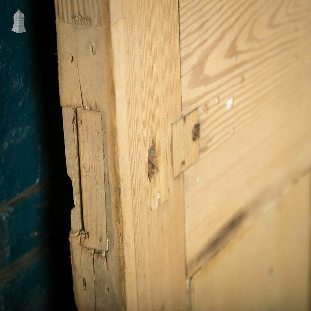 240.0 Glazed Pine Door, Fitted With 'Hammered Cathedral' Style Textured Glazing photo