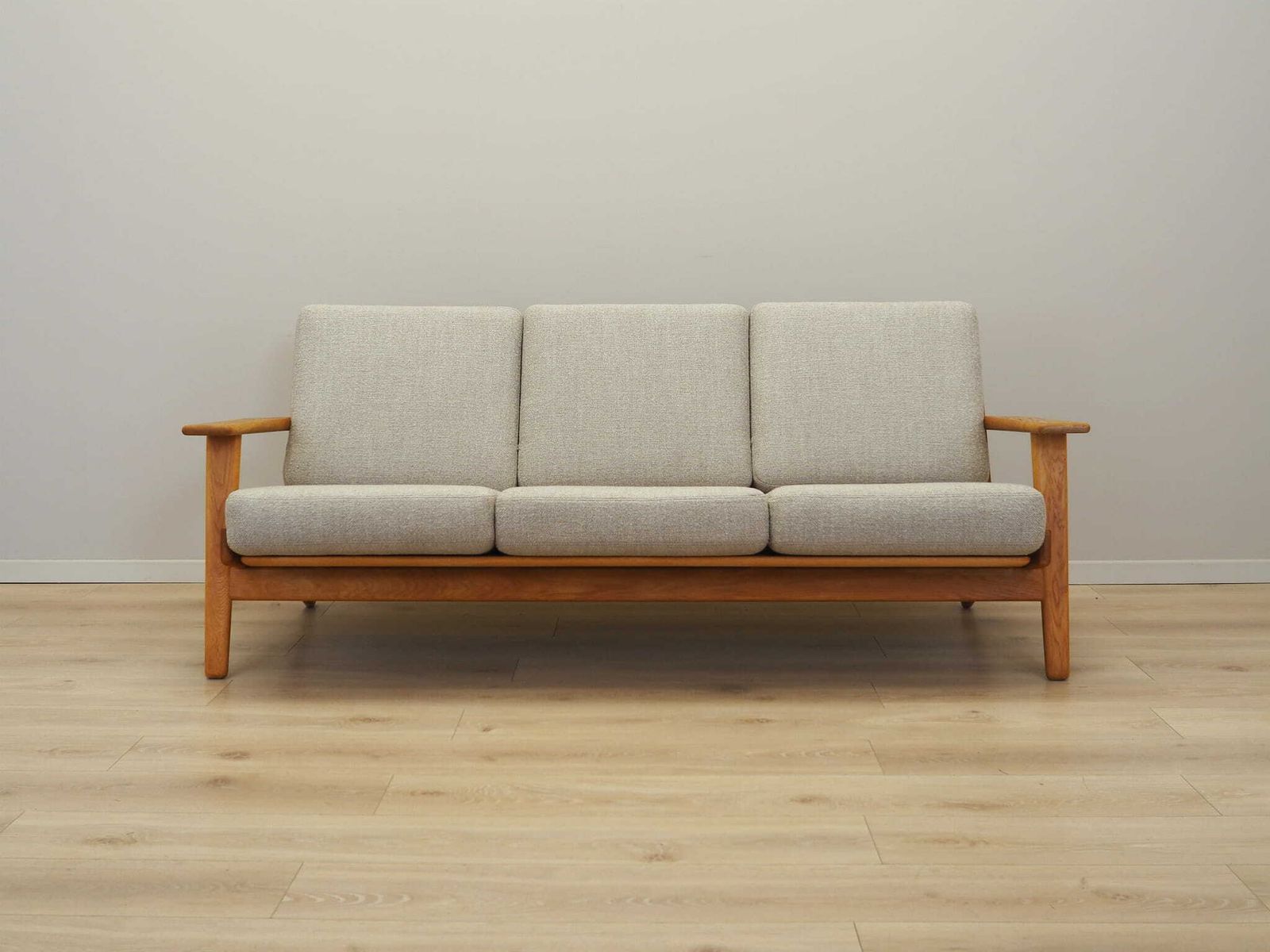 Oak Sofa, Danish Design, 1960s, Designer: Hans J. Wegner, Manufacturer: Getama photo for sale