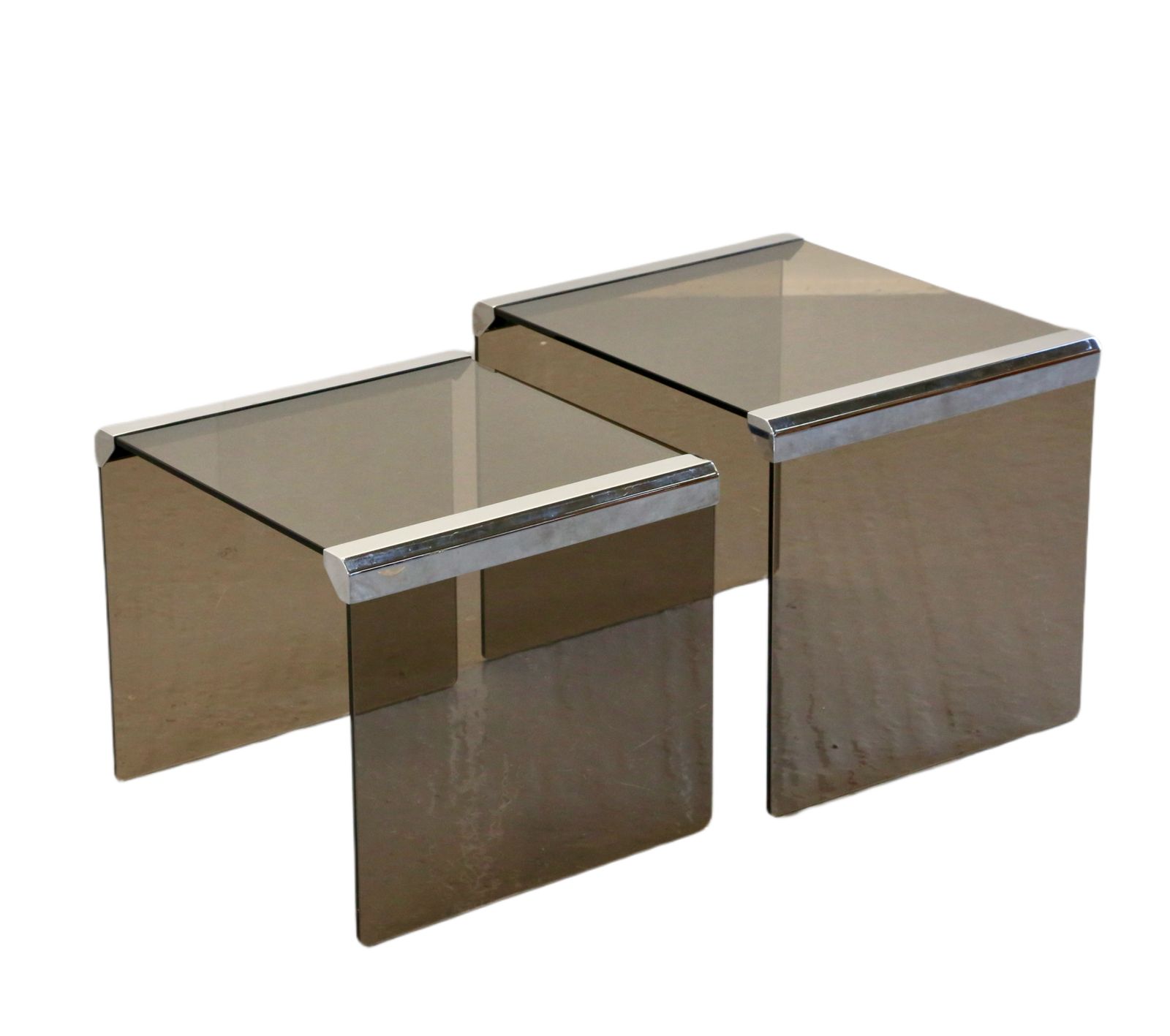 Pierangelo Gallotti For Gallotti&Radice Pair  ‘Tris’  T35 Italian Nesting Tables photo for sale