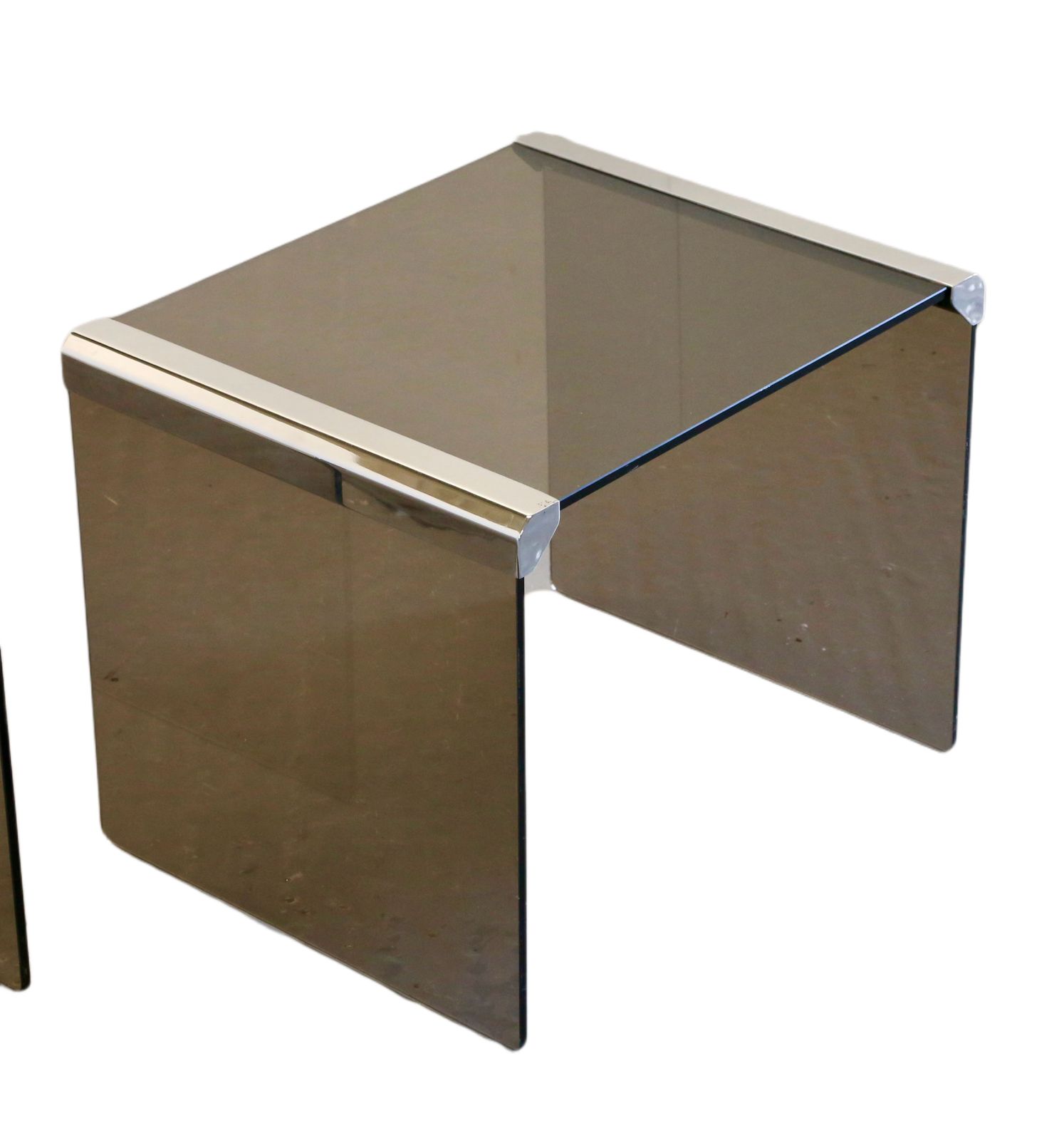 Pierangelo Gallotti For Gallotti&Radice Pair  ‘Tris’  T35 Italian Nesting Tables photo vinterior