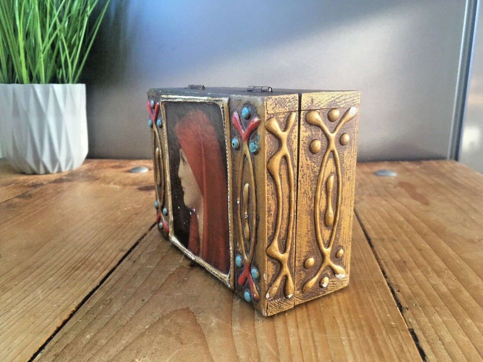 Florentine Giltwood St Fabiola Italian Brutalist Wooden Jewellery Box Henner photo Home Decor