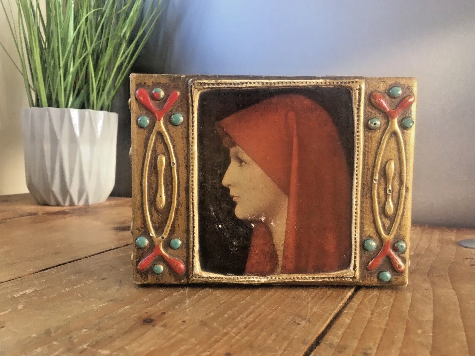 photo furniture Florentine Giltwood St Fabiola Italian Brutalist Wooden Jewellery Box Henner