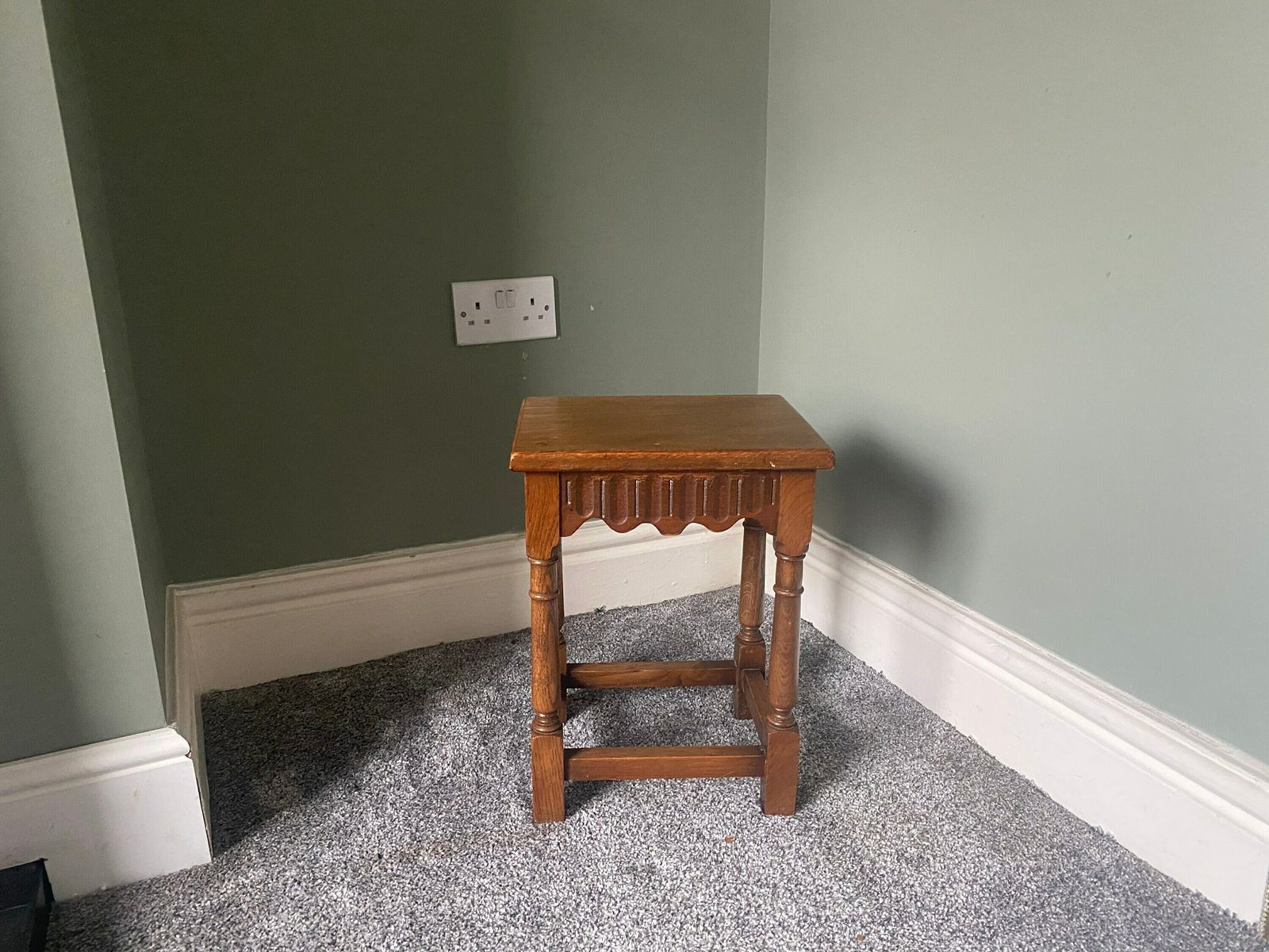 photo furniture Antique Vintage Plant Stand, Side Table, Coffee Table, Occasional Table