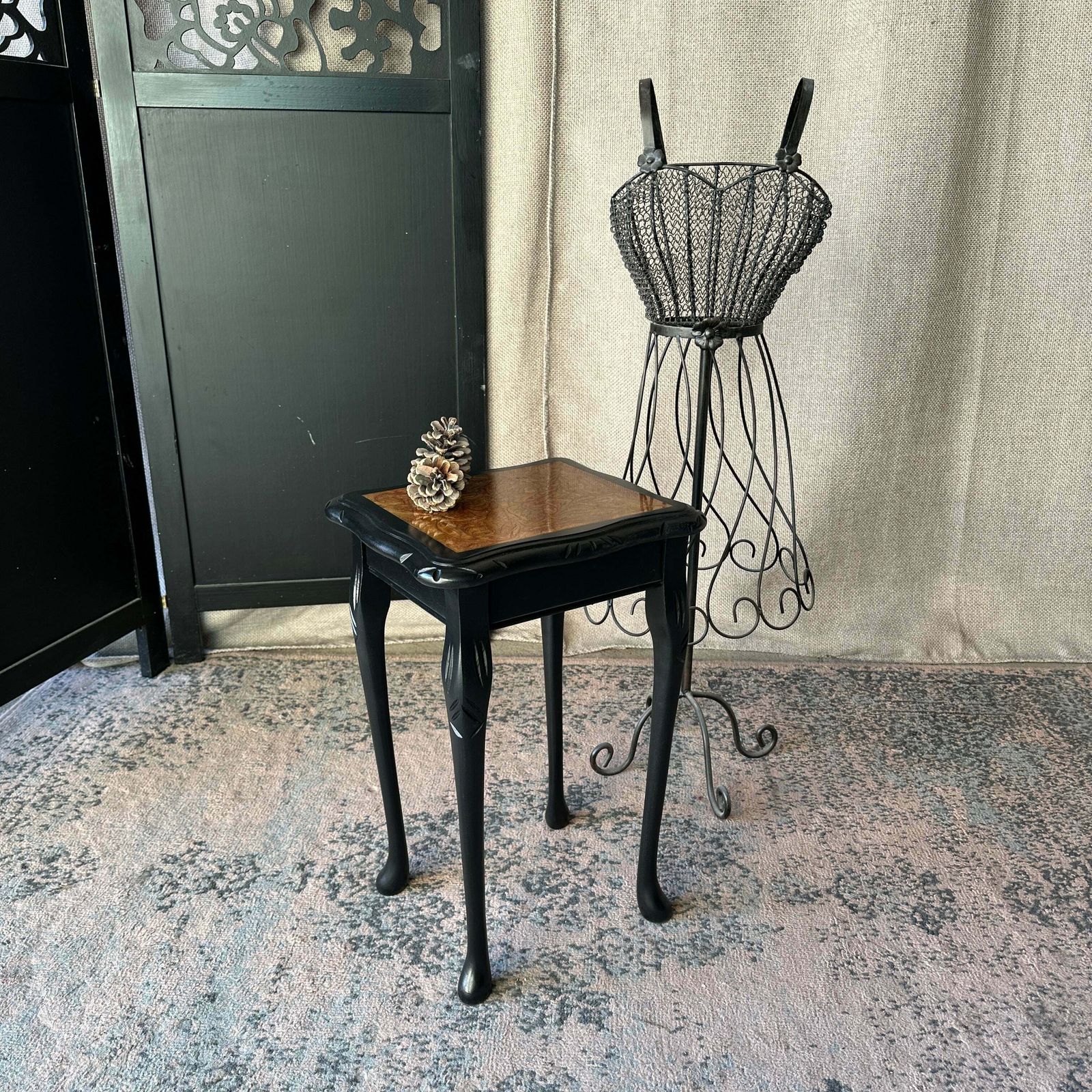 Resin Table Vintage Wine Table With The Modern Twist photo furniture