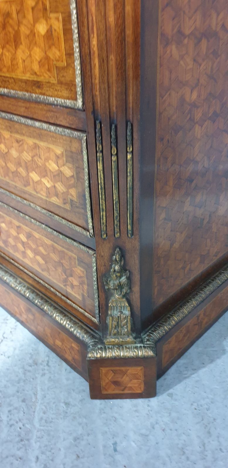 Super French Parquetry Semanier Chest Of Drawers photo for sale