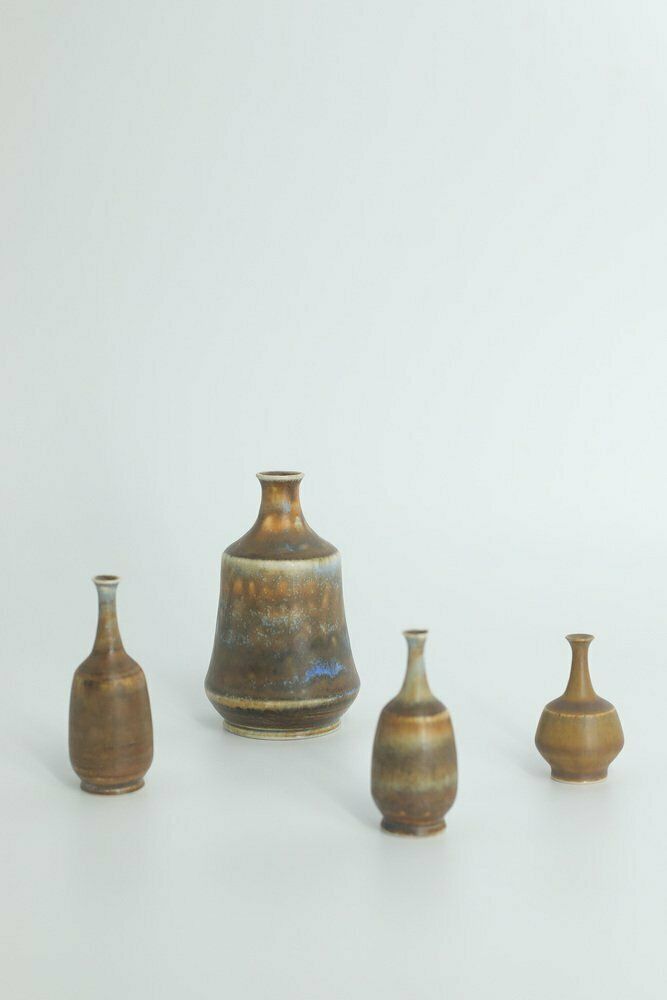 Kleine Mid Century Scandinavisch Moderne Verzamelbare Bruine Stoneware Vazen Van Gunnar Borg Voor Höganäs Ceramics, Jaren 1960, Set Van 4 photo buy