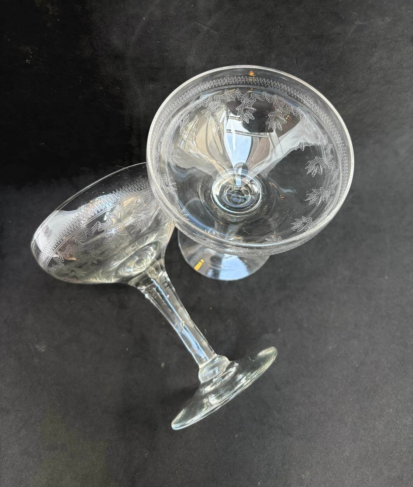 Champagne Coupes 2 Antique Crystal Cut Coupes 1920s French Set 2 Stem Bar Cart Decor Wedding Bartender Cocktail Glasses Gift Toast Wedding photo Home Decor