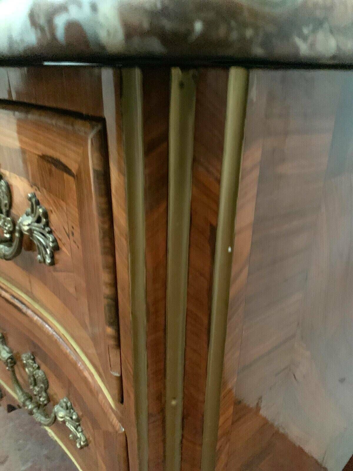 Louis XV Saute Chest Of Drawers With Curved Facade 18th Century photo vinterior