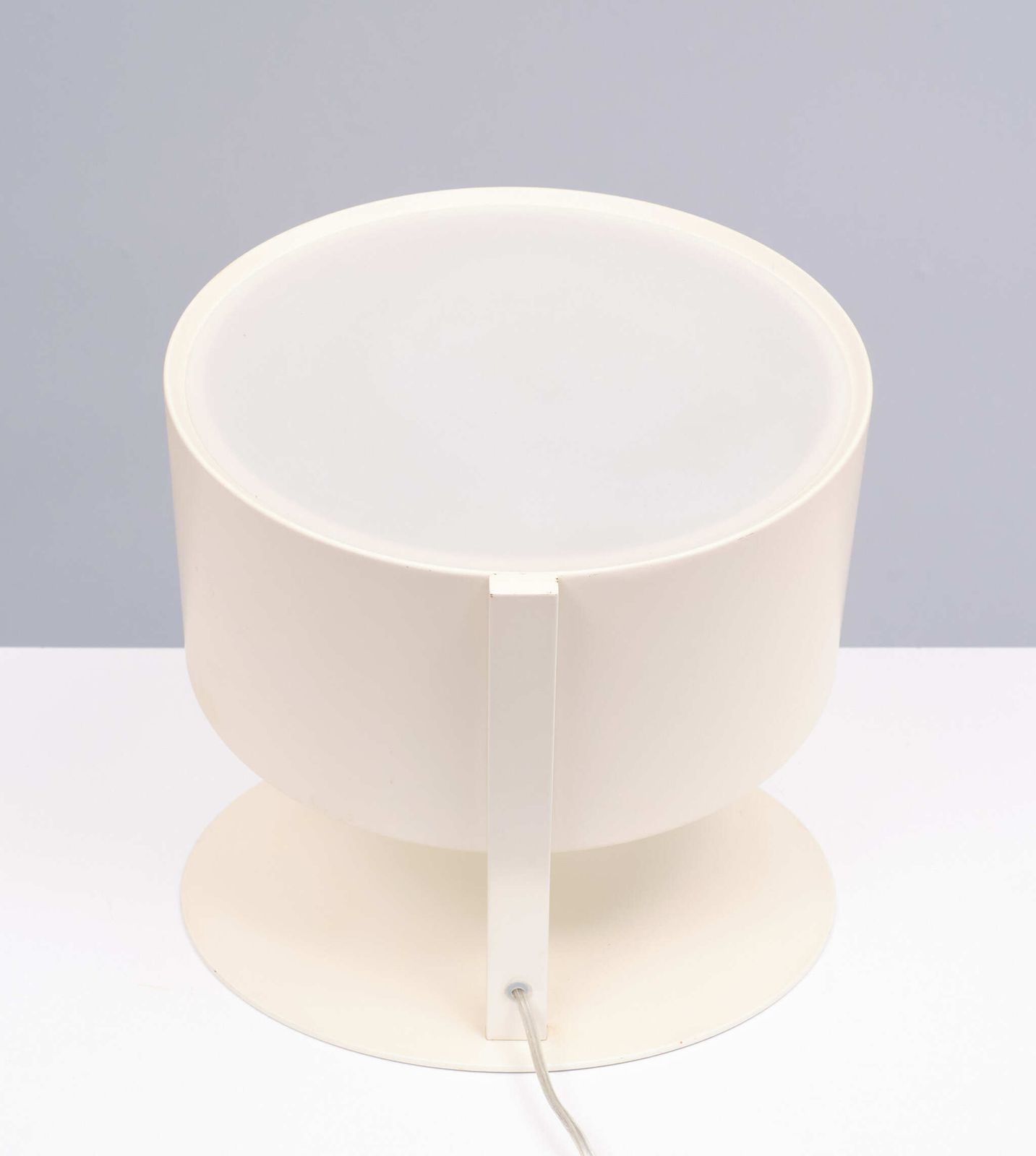 Philips Table Lamp Model '' Lirio '' photo 554.0