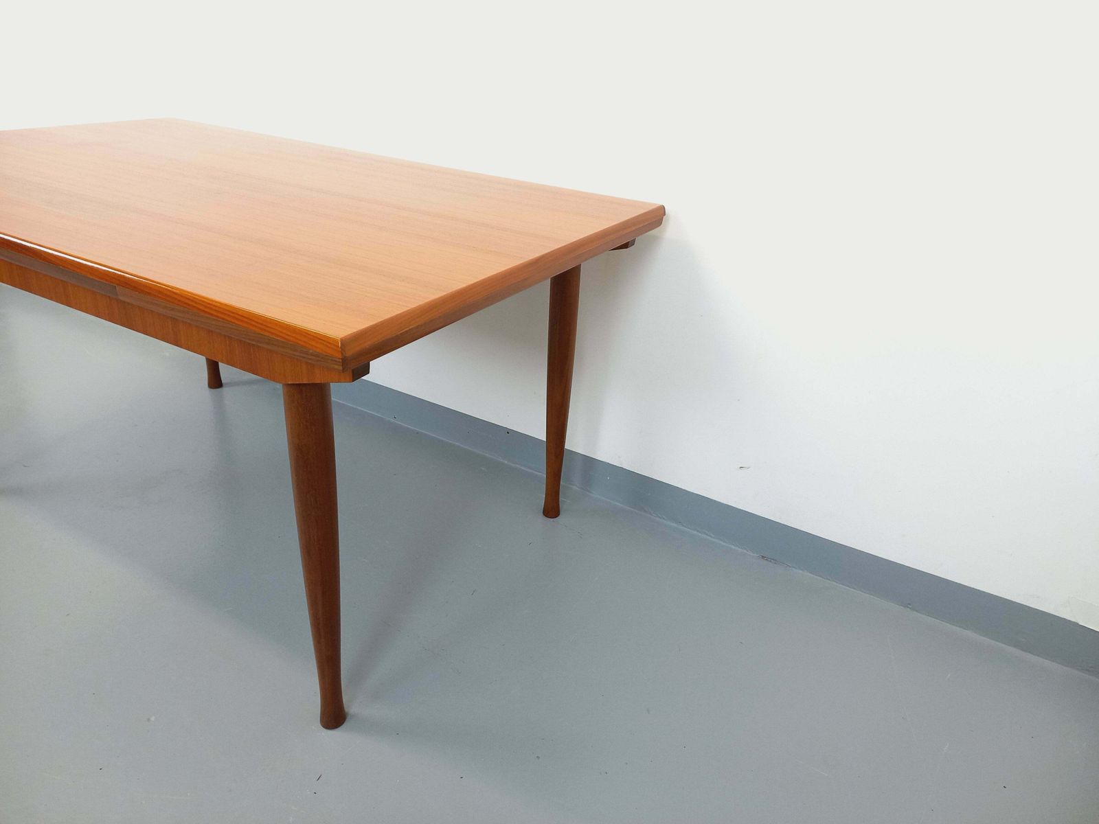 photo buy Scandinavian Rectangular Table With Round Teak Legs