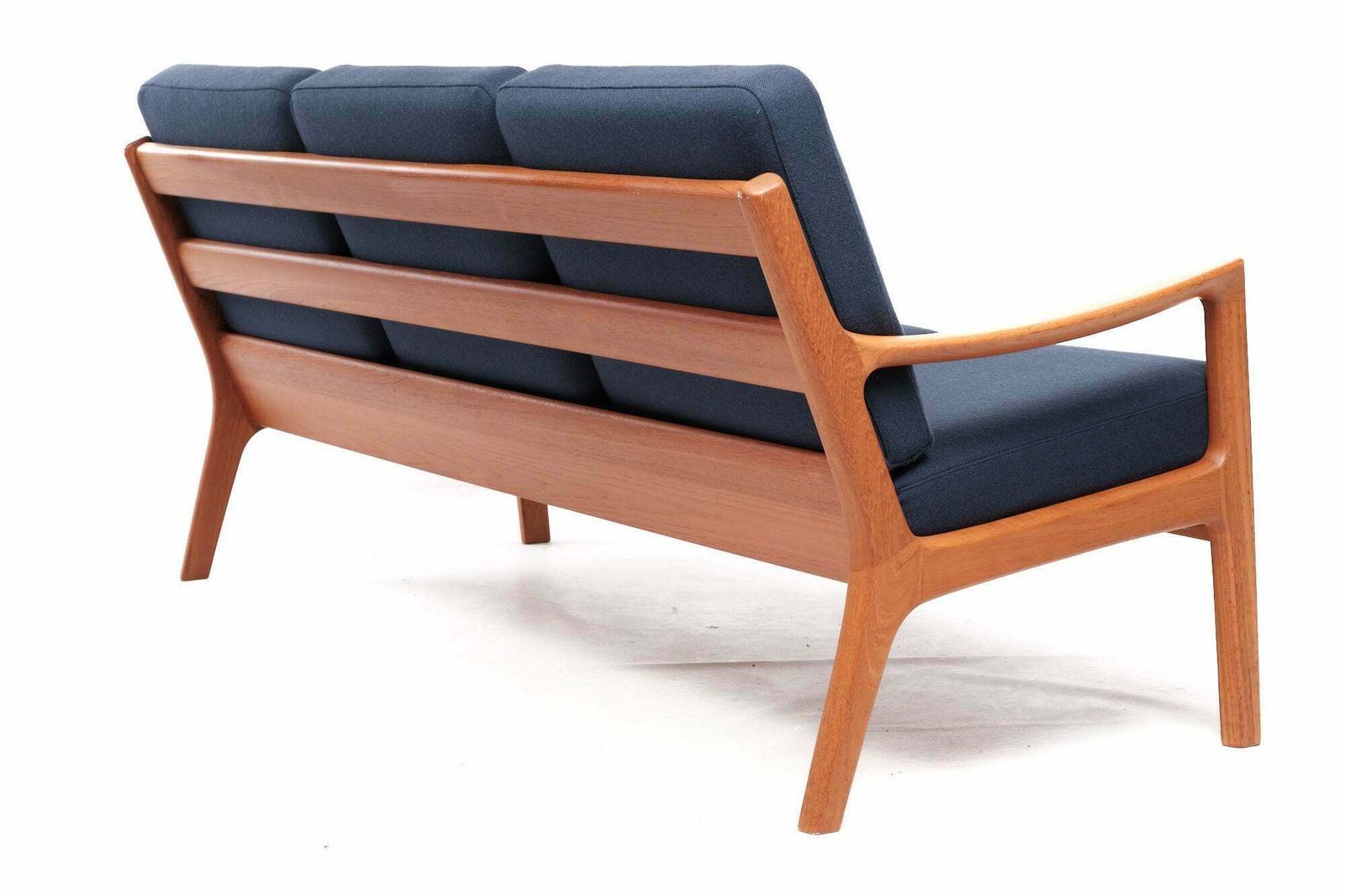 Sofa, Teak, Ole Wanscher For Poul Jeppesen, '60s, New Upholstery And Cover photo buy