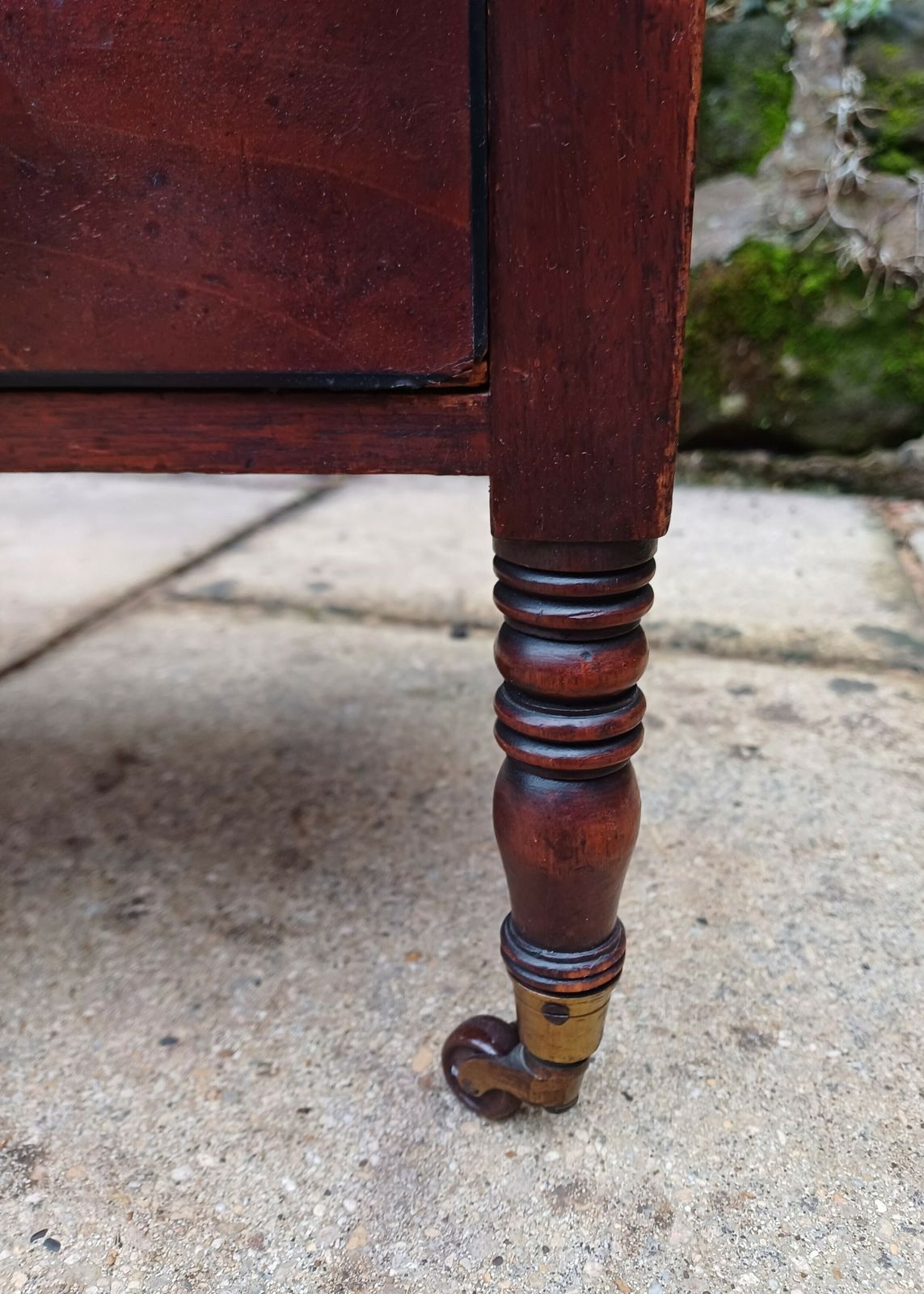 Mahogany Canterbury Regency photo vinterior