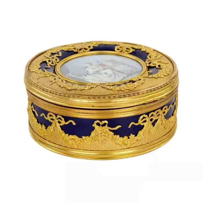 Round Porcelain Box With A Miniature In The Style Of Louis XVI.