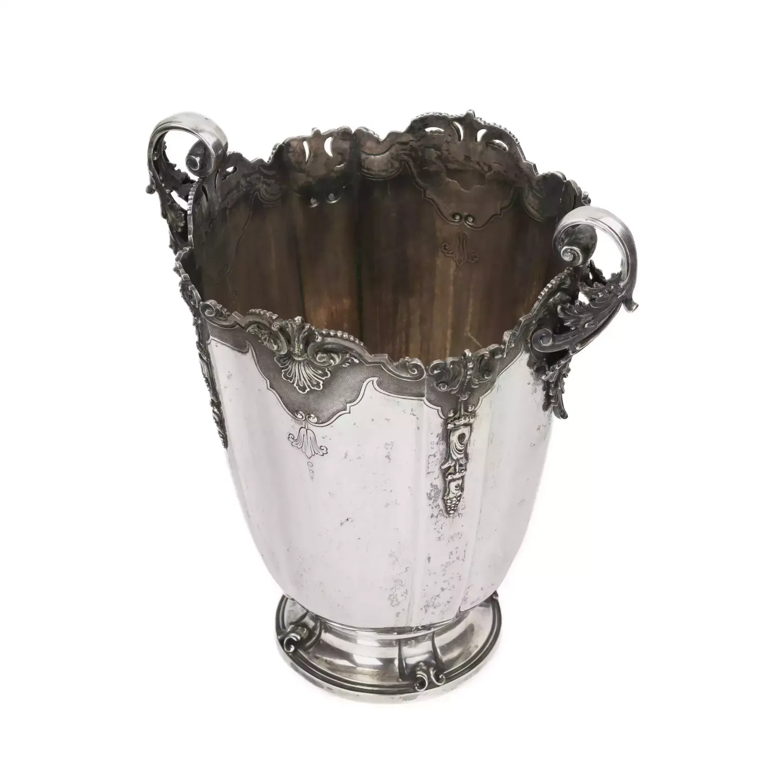 An Ornate Italian Silver Cooler In The Shape Of A Vase. 1934 1944