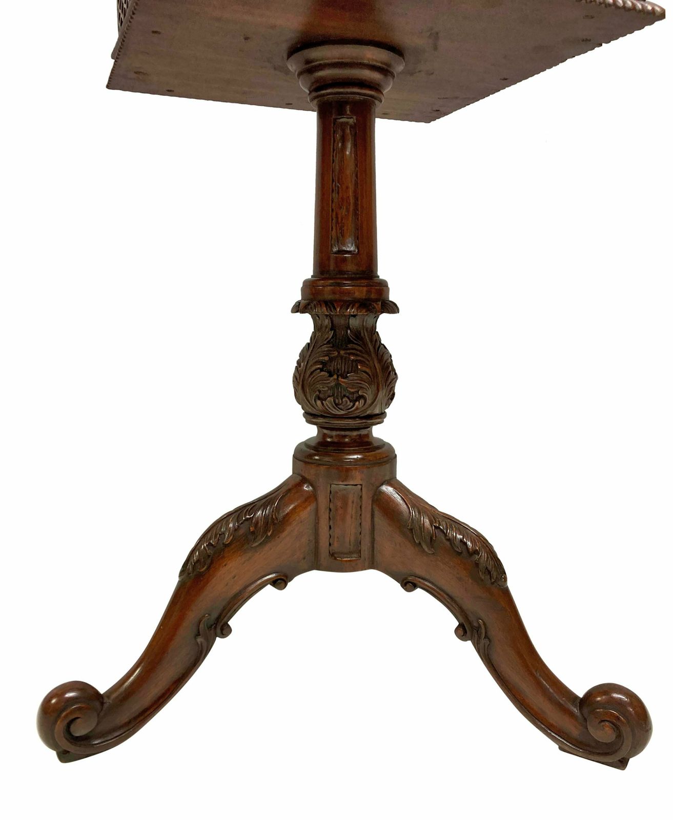 A Pair Of Fine Chippendale Style Mahogany Wine Tables photo vinterior