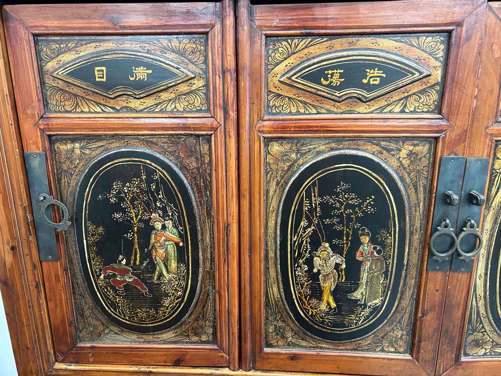 Chinese Export Lacquered Cabinet photo vintage