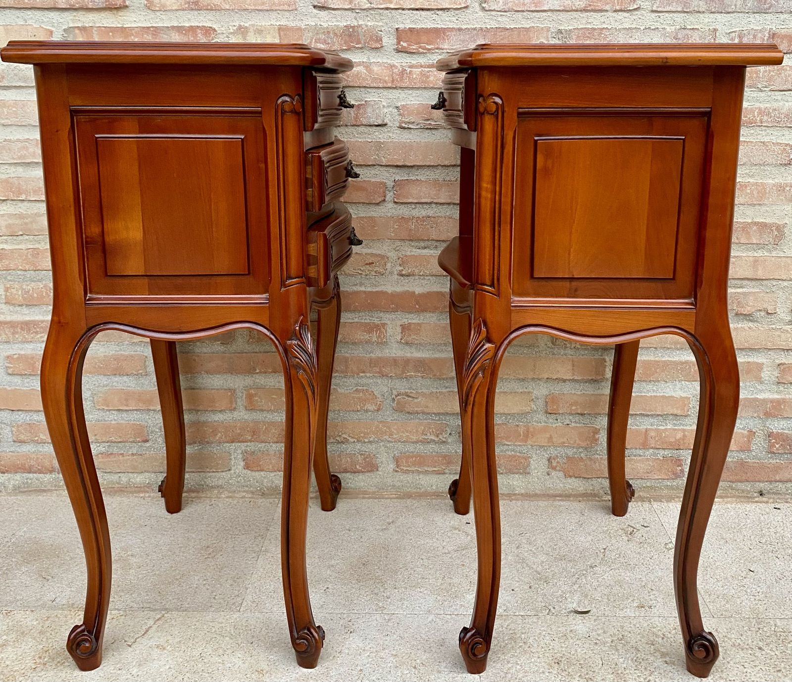 Louis XVI Style Nightstands With Drawers And Cabriole Legs, 1960s, Set Of 2 photo for sale