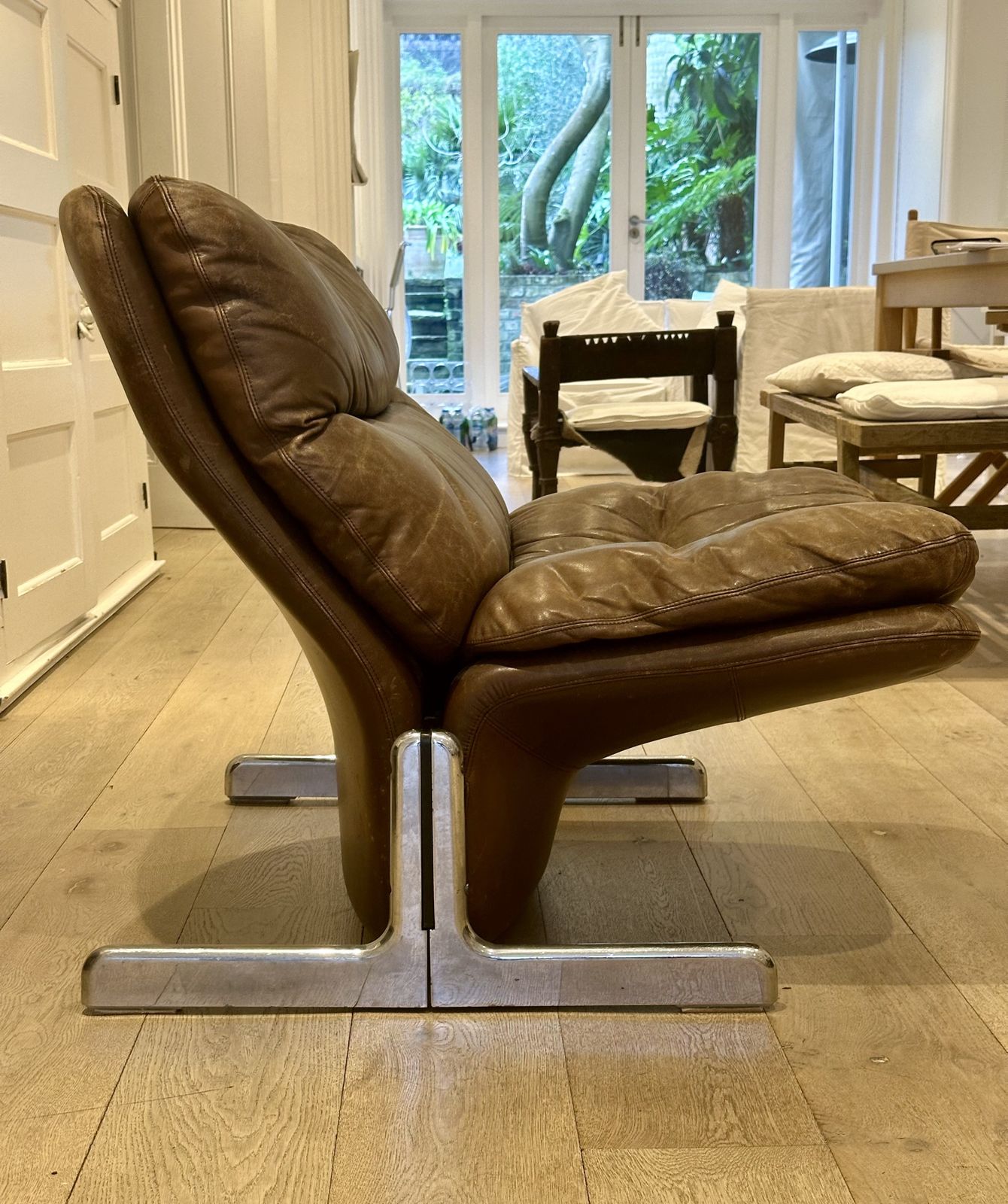photo for sale Vintage Armchair In Brown Leather, Vitelli And Ammannati For Brunati 70/80