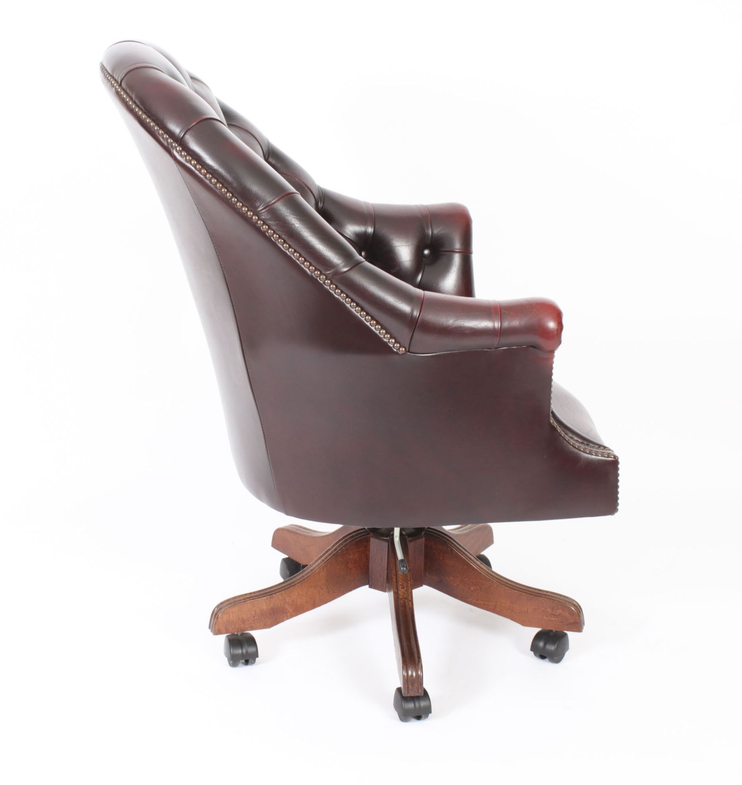 Vintage English Hand Made Leather Directors Office Chair 20th C photo vintage