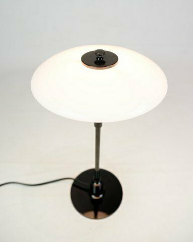Table Lamp Model 3/2  In Black  By Poul Henningsen For Louis Poulsen photo for sale
