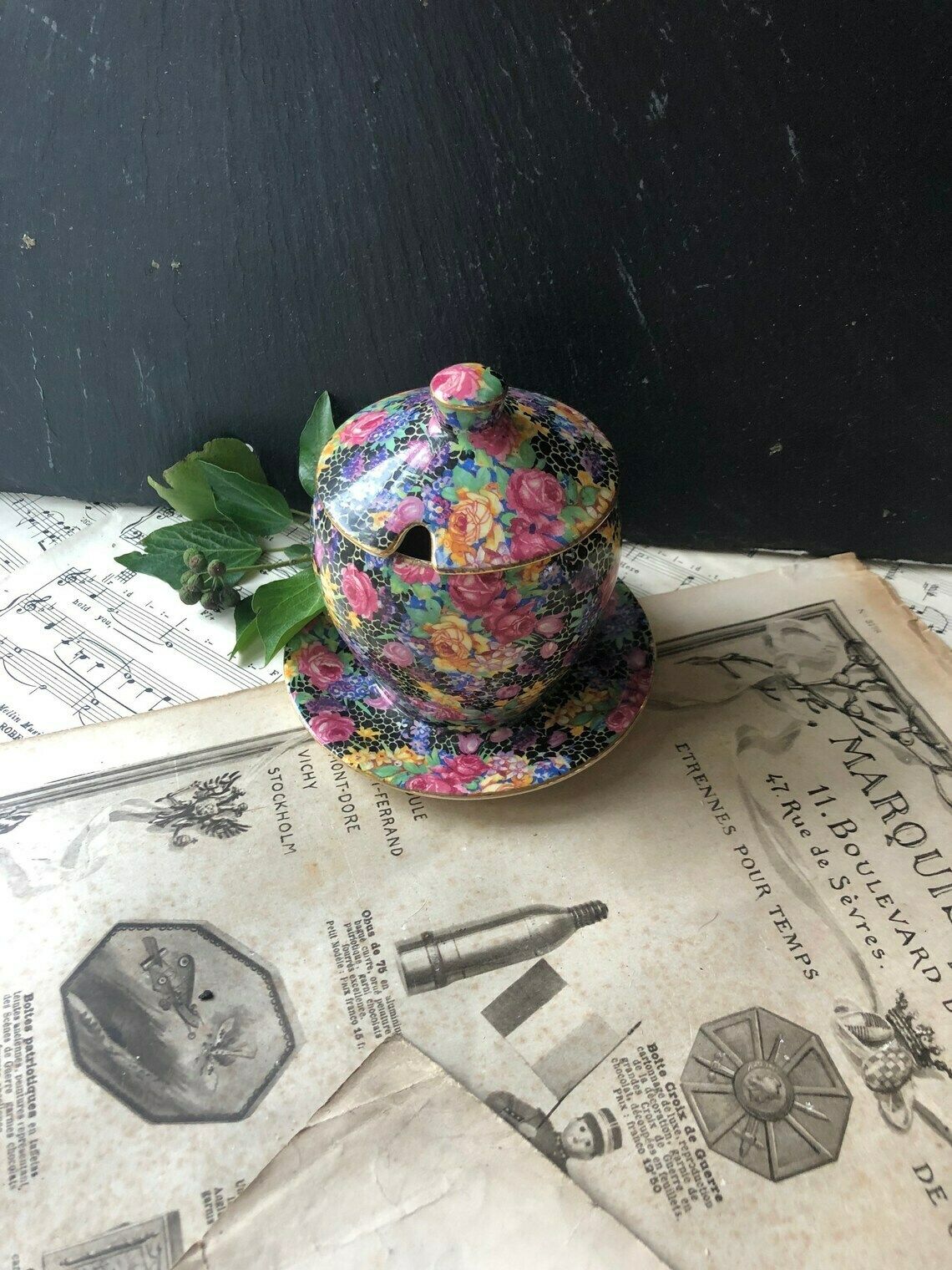 Grimwades Royal Winton 'Hazel' Chintz Preserve Pot With Lid And Attached Saucer C1935