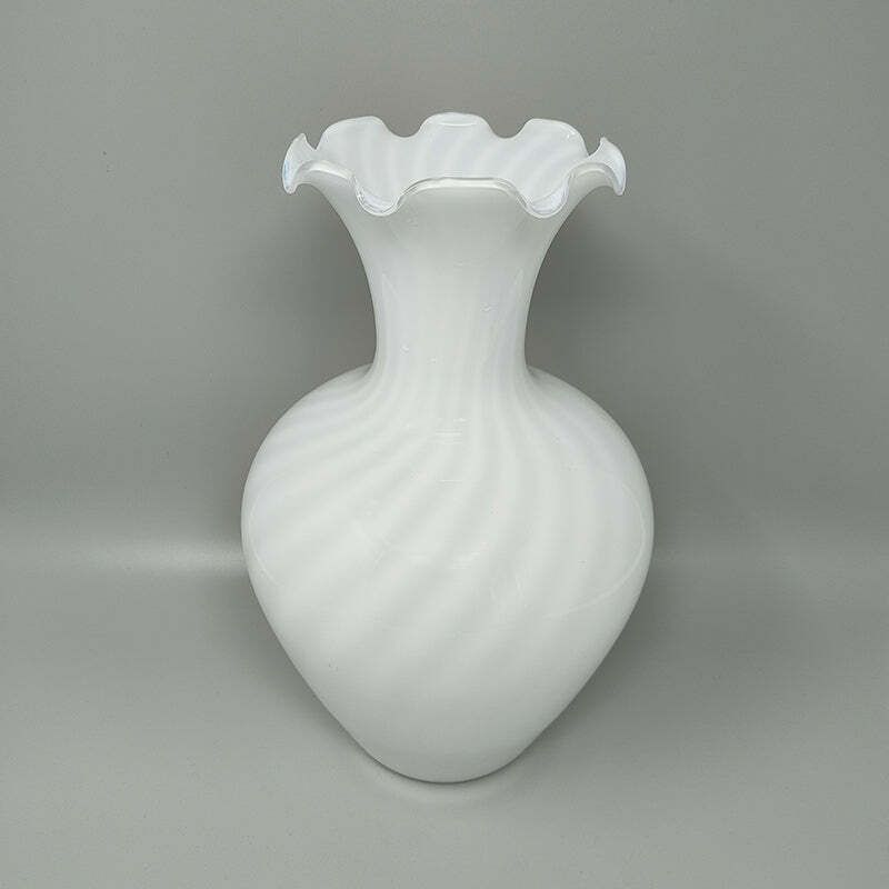 1960s Astonishing Vase By Dogi In Murano Glass. Made In Italy photo furniture