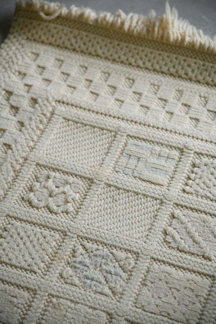 photo furniture Vintage Felpa Cream Wool Rug