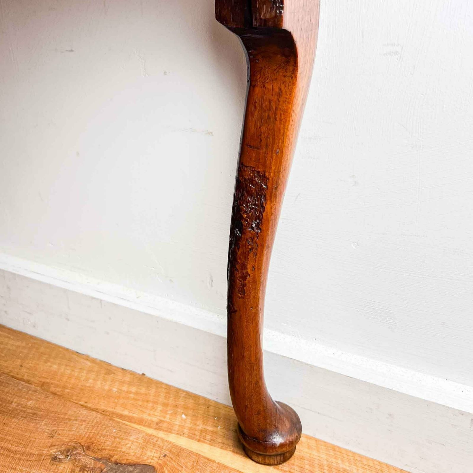 photo vinterior Georgian Fruitwood And Oak Lowboy
