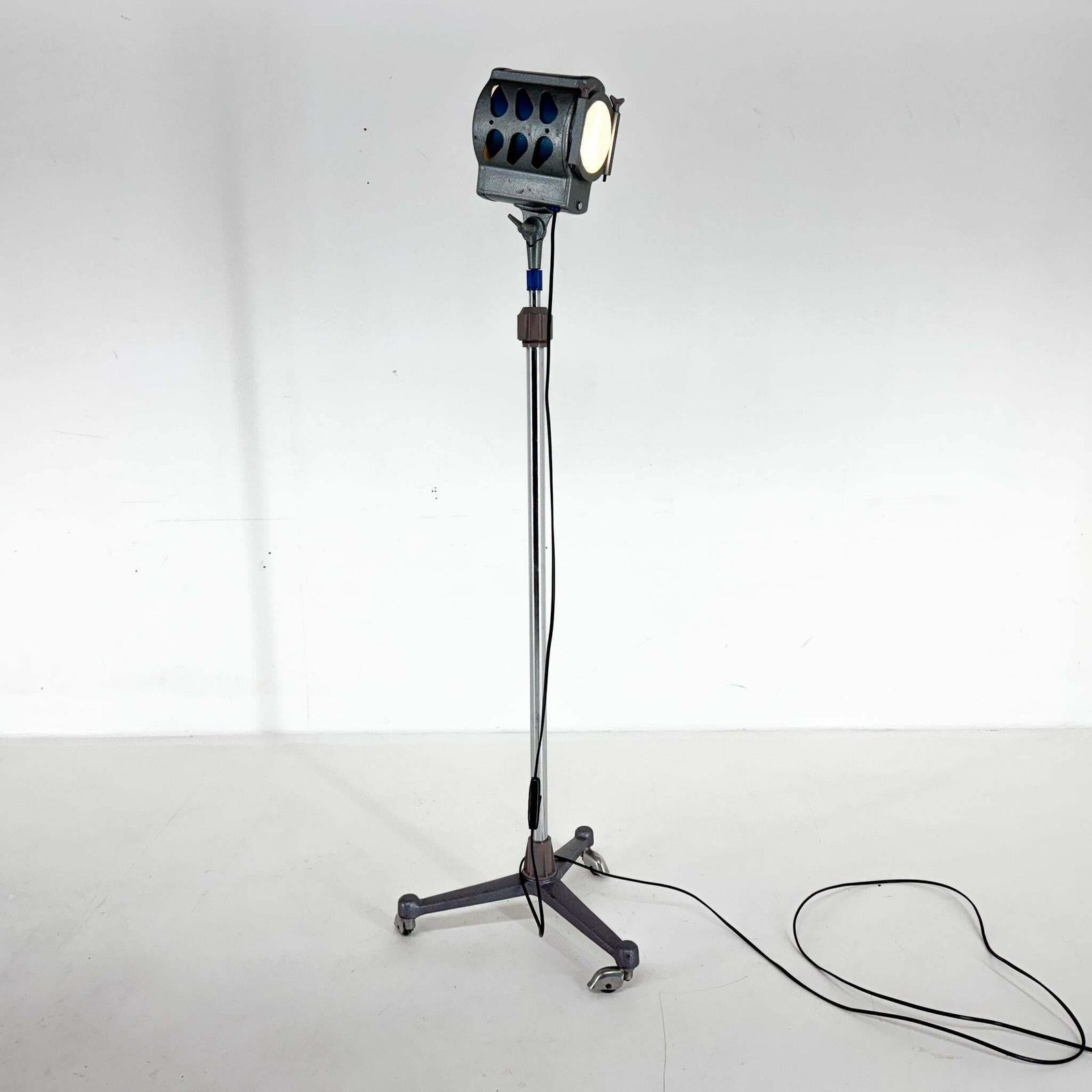 Mid Century Adjustable Italian Cinema Floor Lamp, 1950s 1960s photo furniture