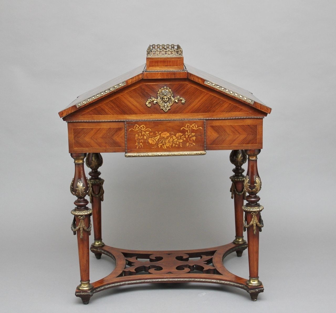19th Century Kingwood And Ormolu Mounted Partners Desk photo vinterior