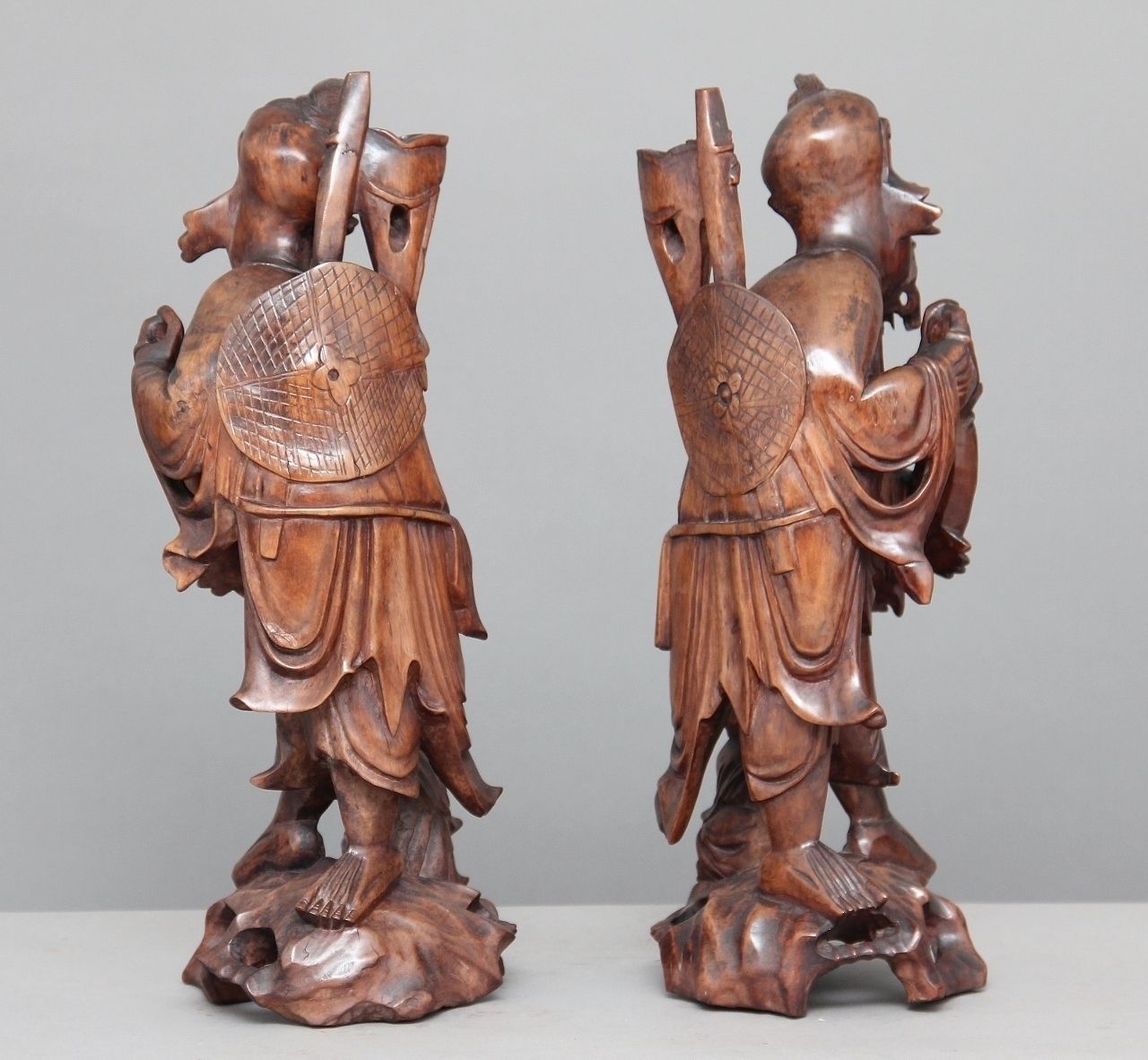 Pair 19th Century Chinese Figures photo 880.0