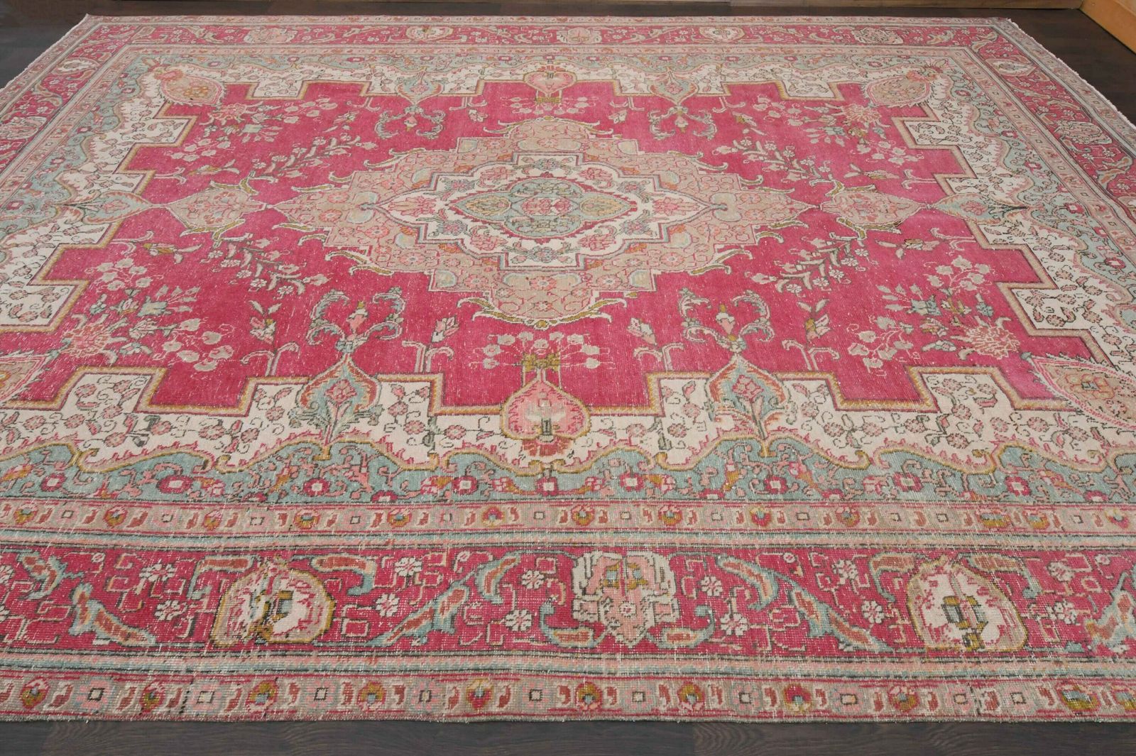 photo furniture Turkish Rug, Anatolian Rug, Oversized Rug, Area Rug, One Of A Kind, Large Rug, Heriz Rug, Living Room Rug, Area Rug